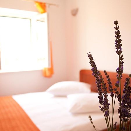 Apartments Jaksic Postira Zewnętrze zdjęcie
