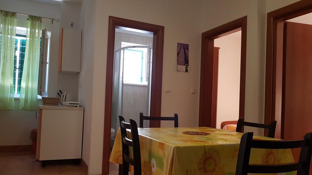 Apartments Jaksic Postira Zewnętrze zdjęcie