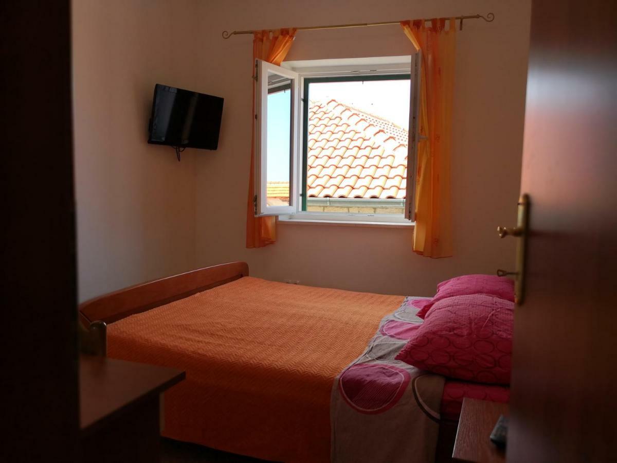 Apartments Jaksic Postira Zewnętrze zdjęcie