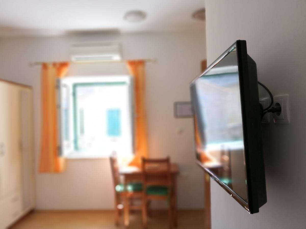 Apartments Jaksic Postira Zewnętrze zdjęcie