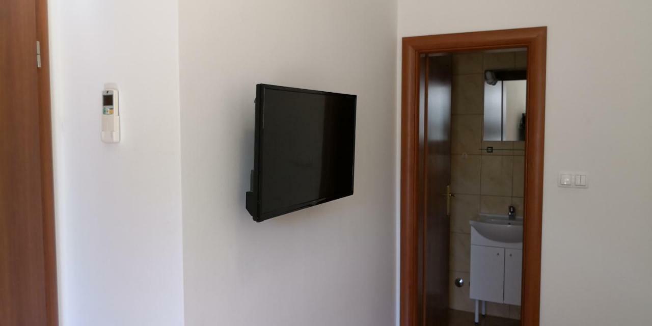 Apartments Jaksic Postira Zewnętrze zdjęcie