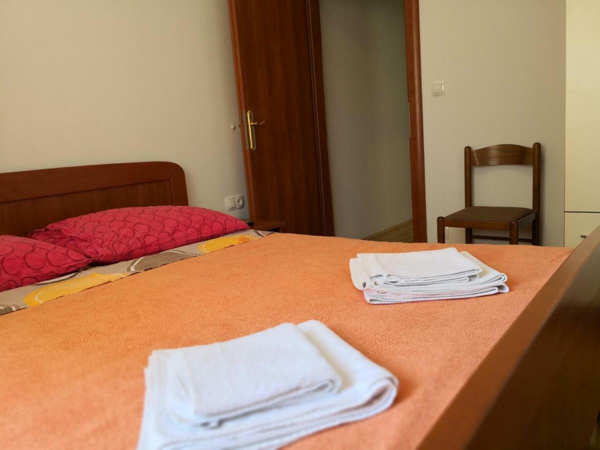 Apartments Jaksic Postira Zewnętrze zdjęcie
