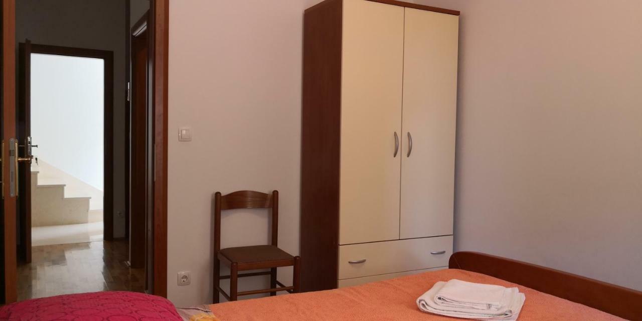 Apartments Jaksic Postira Zewnętrze zdjęcie