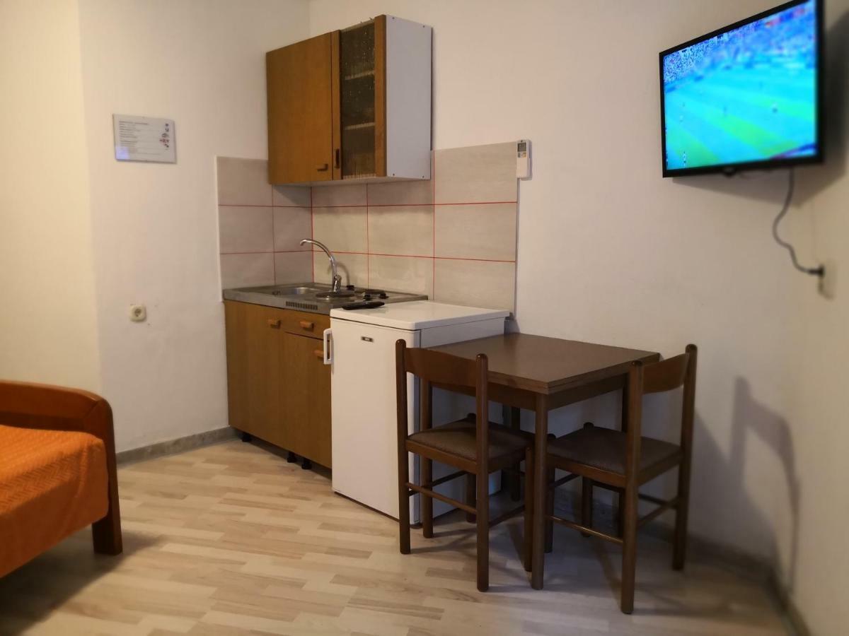 Apartments Jaksic Postira Zewnętrze zdjęcie