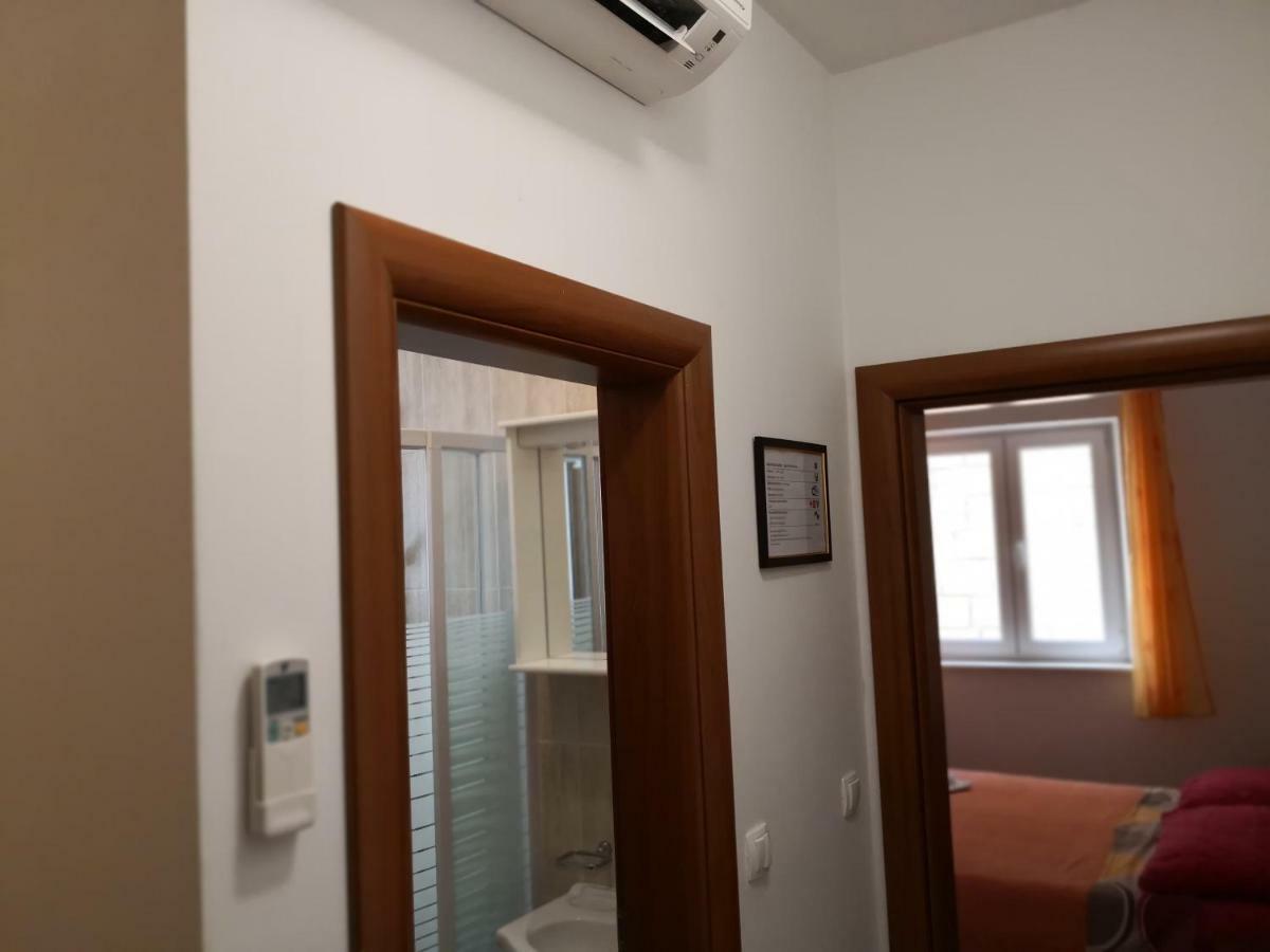 Apartments Jaksic Postira Zewnętrze zdjęcie
