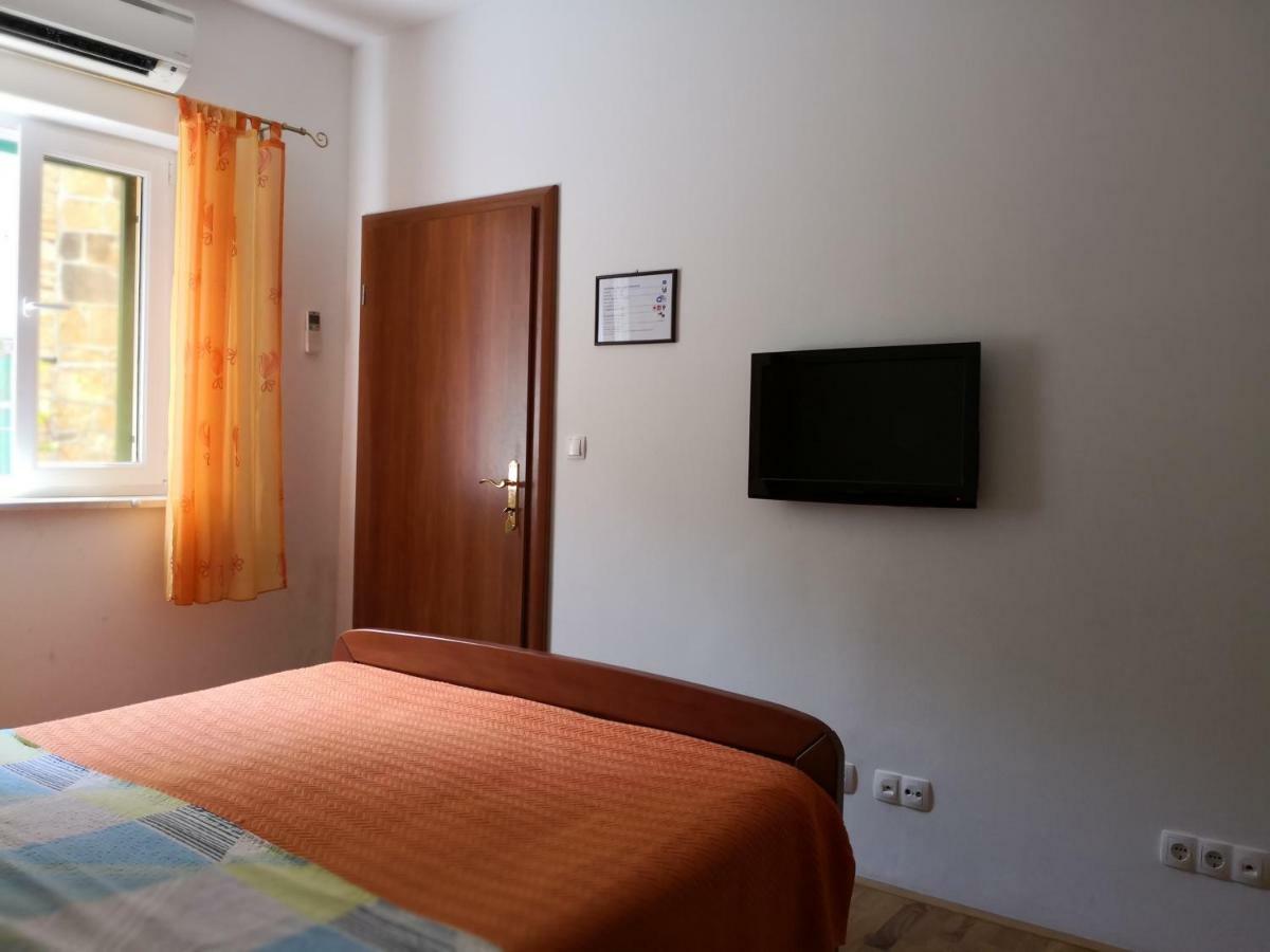 Apartments Jaksic Postira Zewnętrze zdjęcie